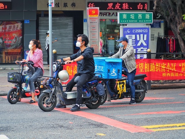 京东首创轮胎秒送：最快30分钟送达 速度堪比点外卖