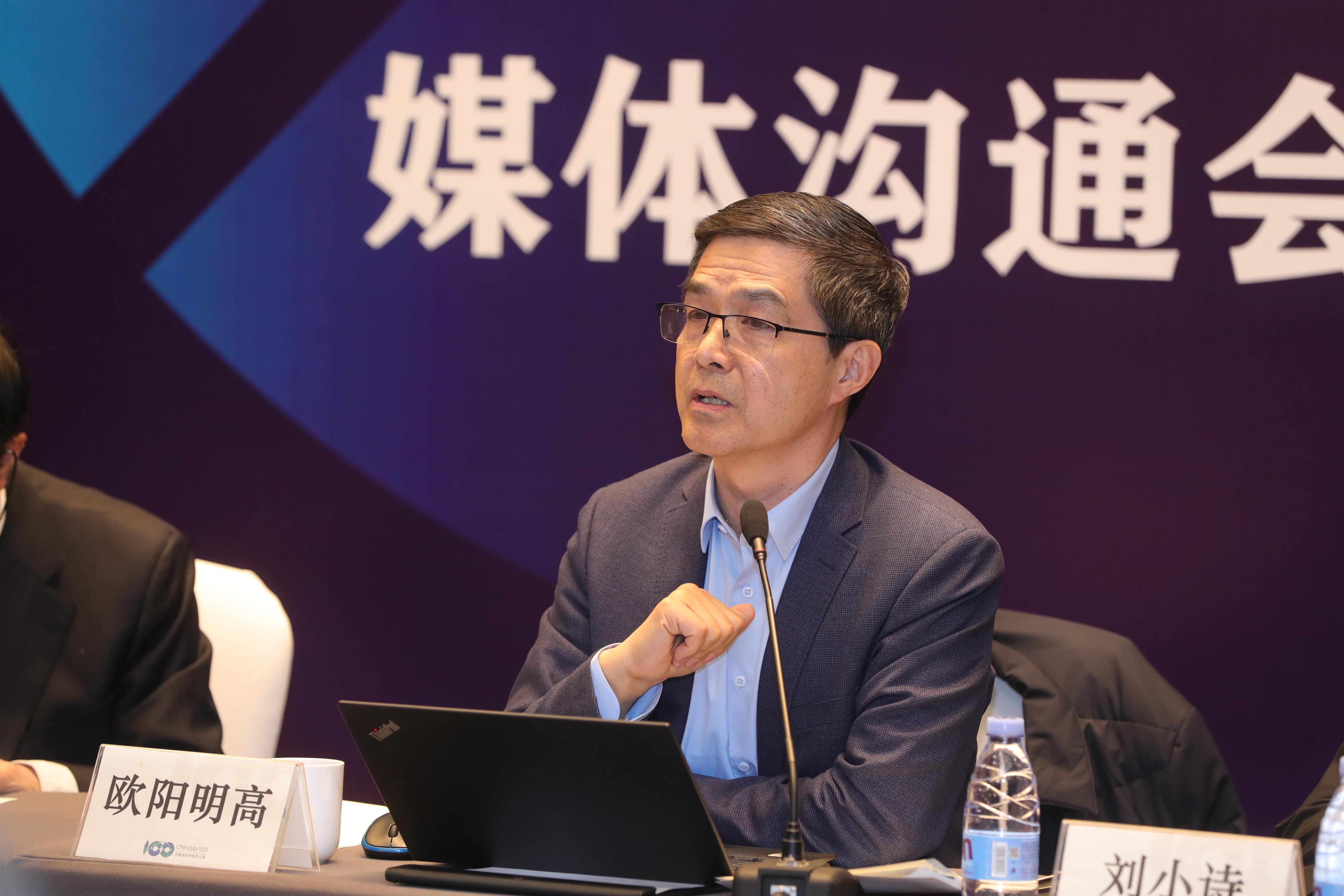 高焕：动力电池的高价值已突破传统体系｜2025电动汽车百人会