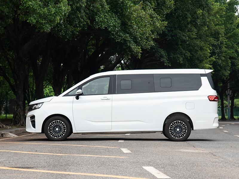锐胜王牌M7优惠叠加国补4.98万起燃油车