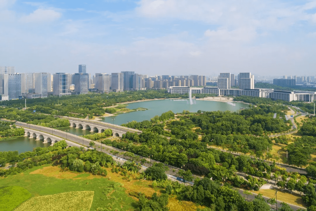 中创新航“顶流圆柱”技术落地小鹏飞行汽车