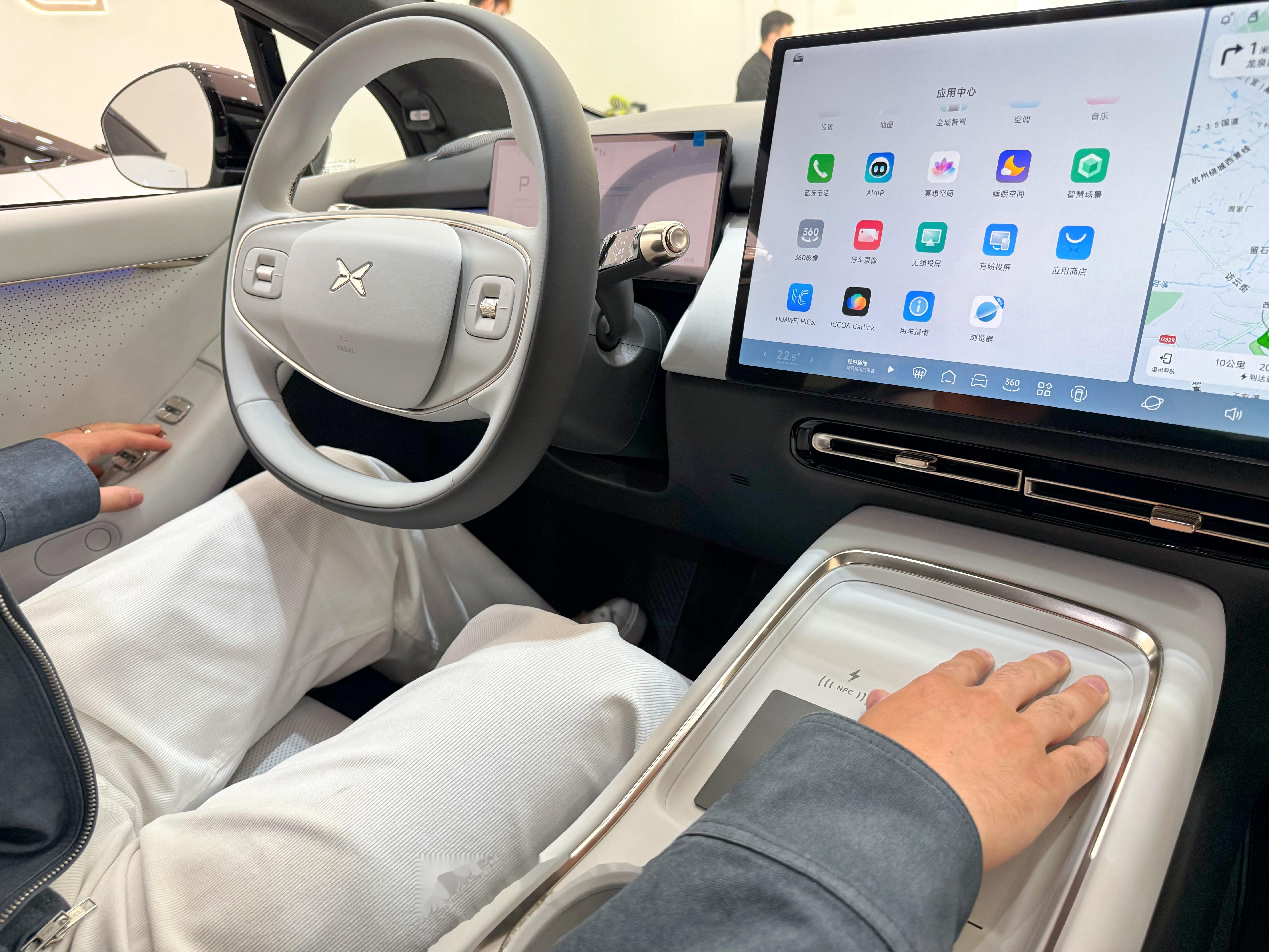国内外双线并行，小鹏汽车推P7+超长续航Max旗舰版