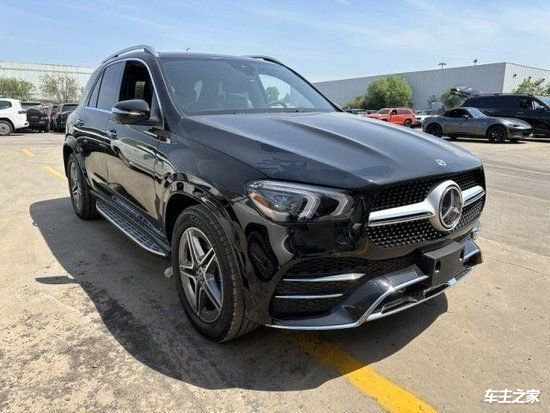 成都奔驰平行进口GLE促销71万起 直降27万