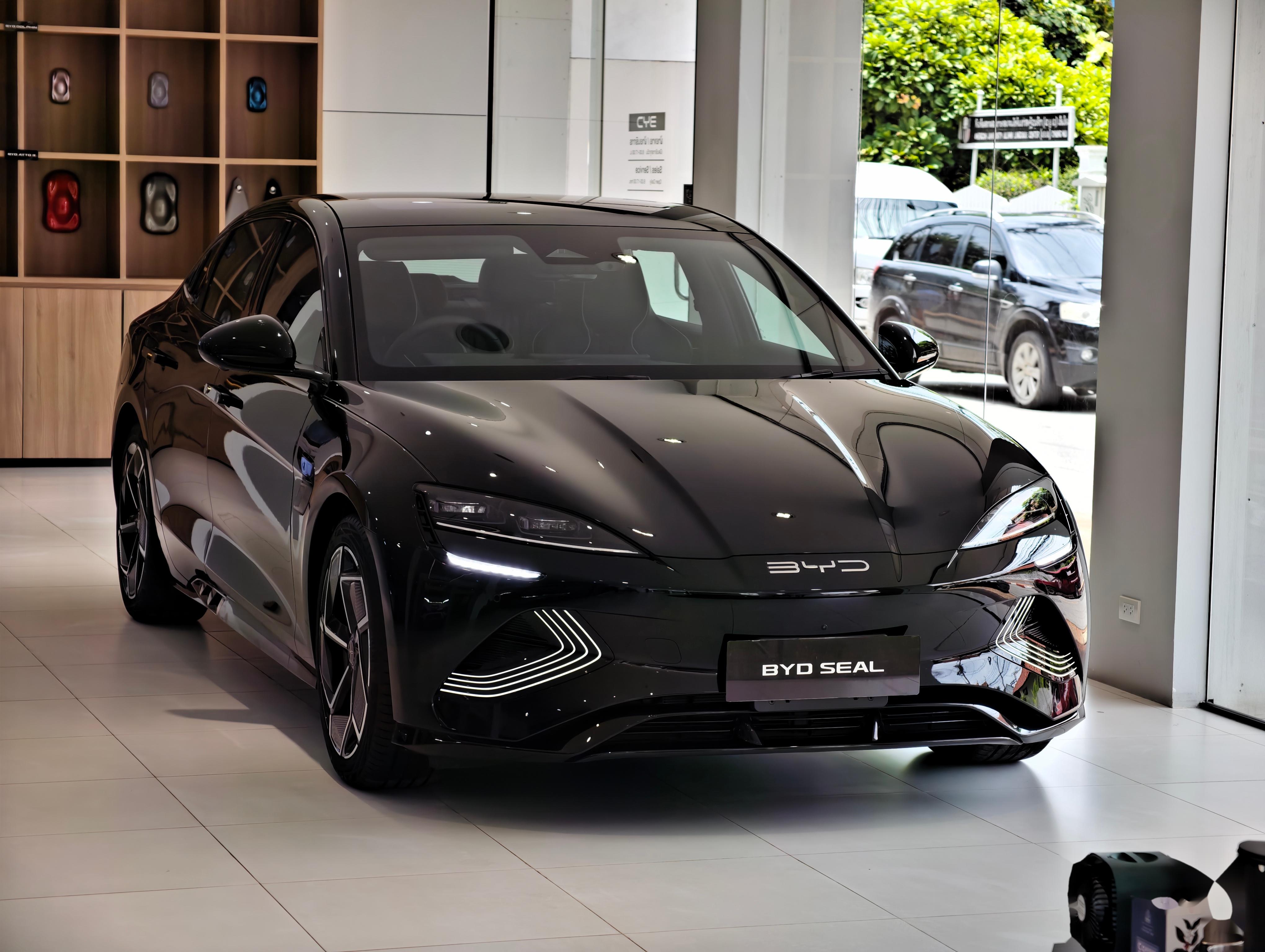 青白江RAV4荣放双擎E+报价20.38万起 优惠高达4.50万