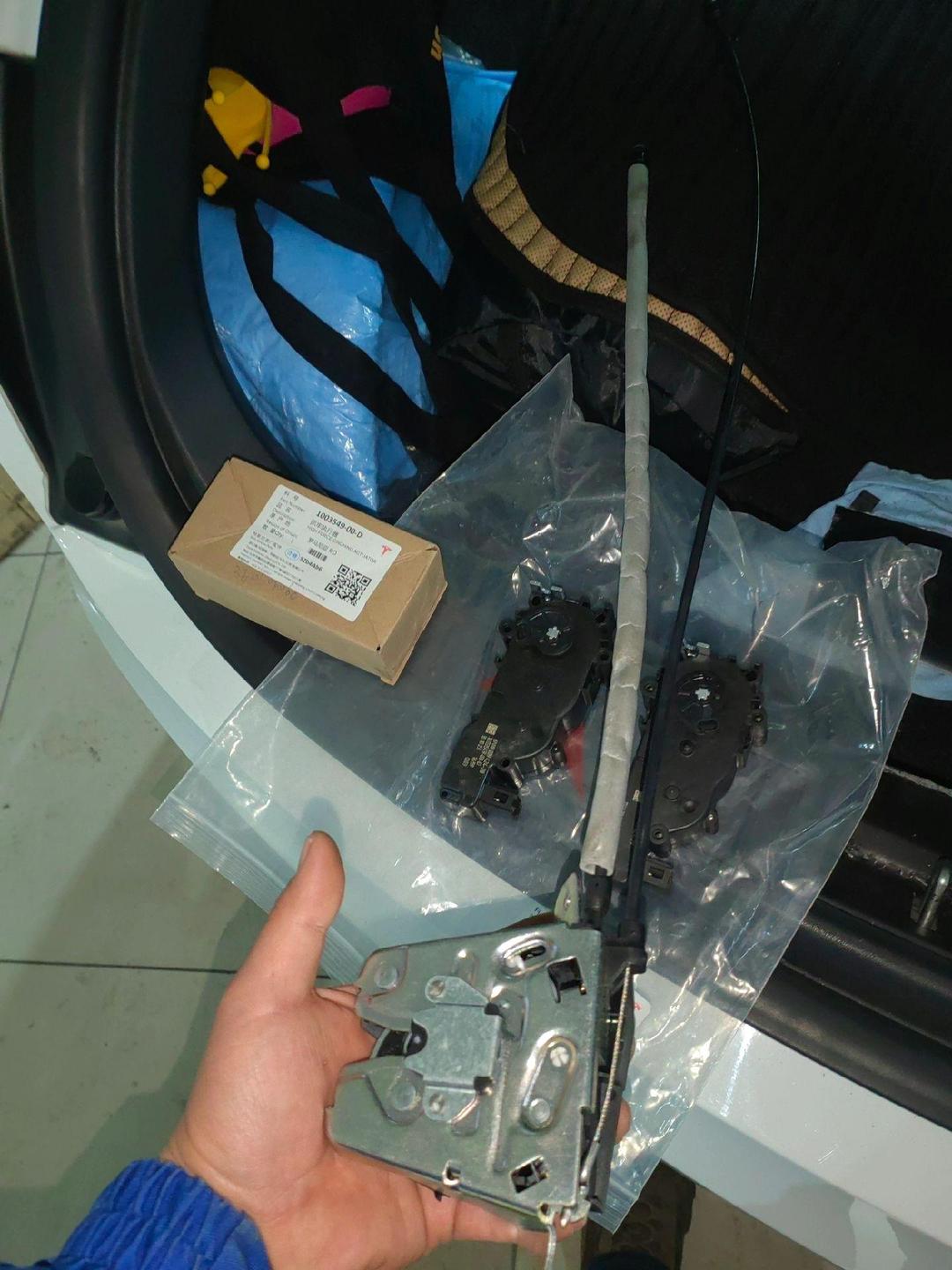 成华北京越野BJ60雷霆报价25.98万起 暂无优惠