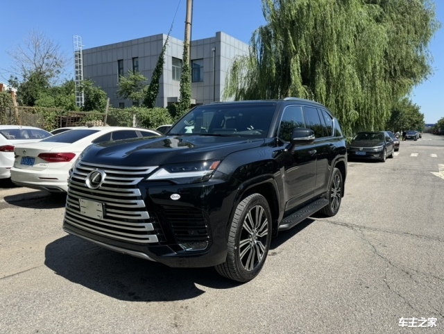 成都雷克萨斯LX欧规版提供试乘试驾 直降10万