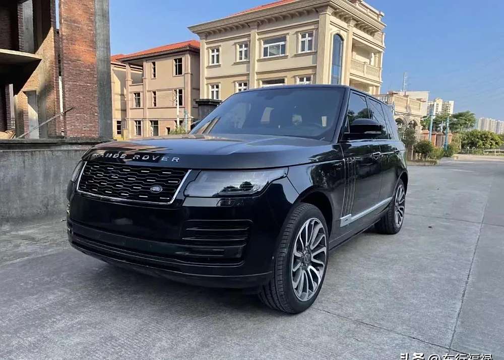 有望延续海外设计并且加长 国产全新奥迪Q3谍照首次曝光