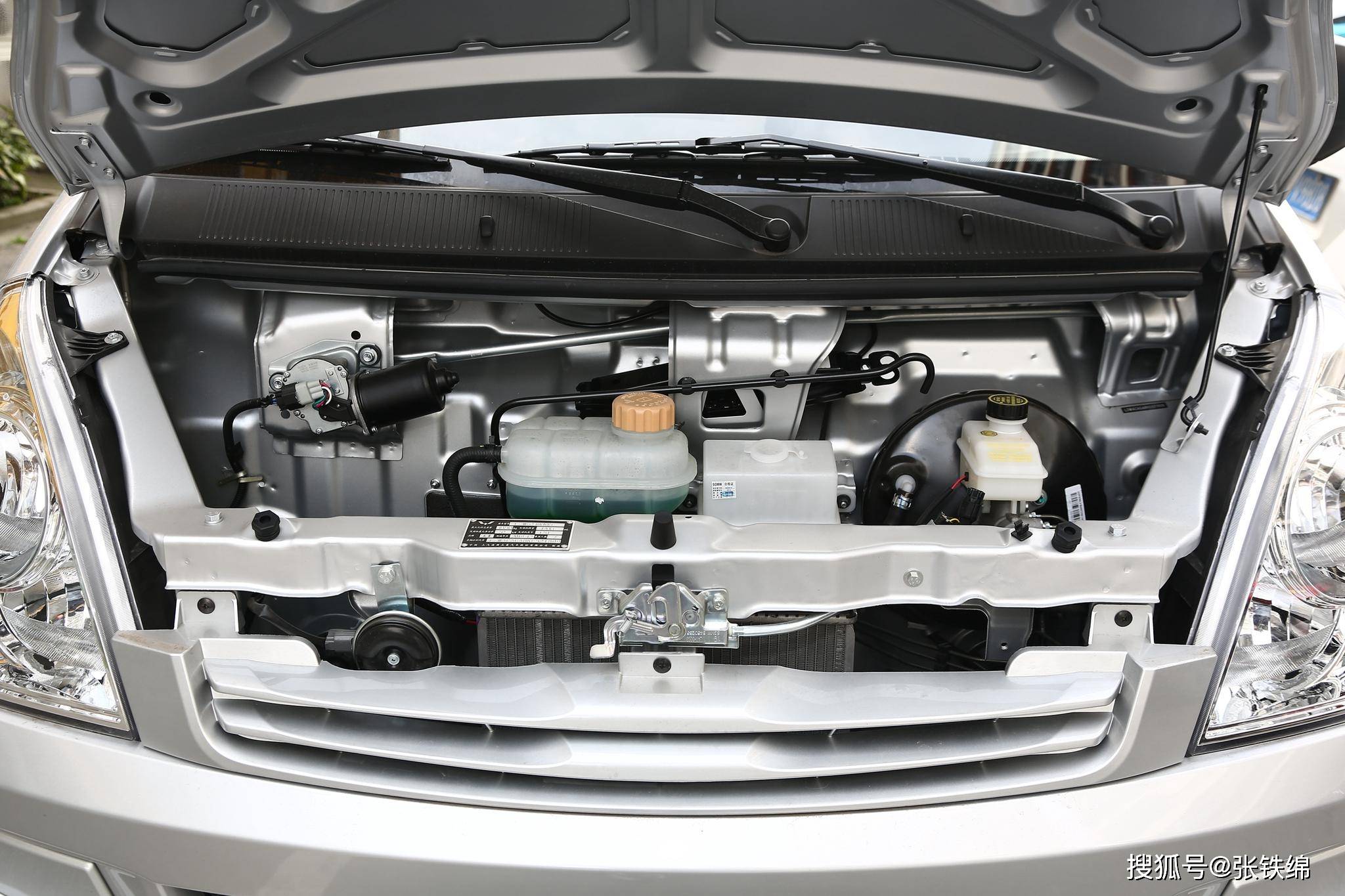 成都傲虎优惠高达1.80万 最低仅售28.18万