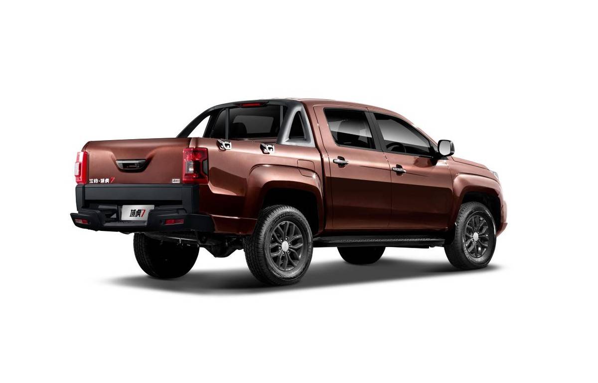 成都比亚迪D1优惠高达4.82万 最低仅售11.26万