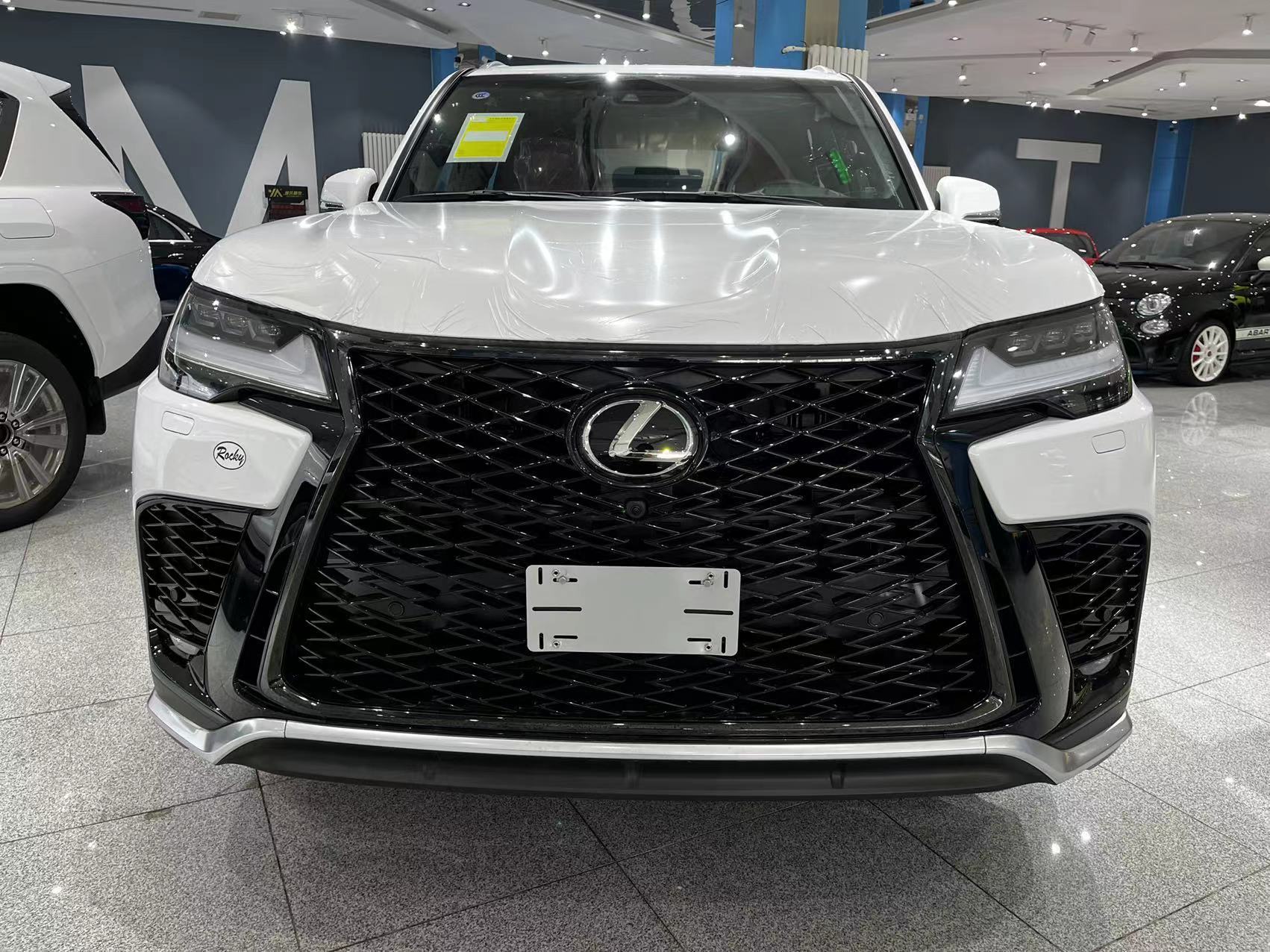 成都4月别克GL8新能源销量52辆，排名第224名