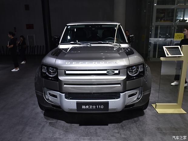 鸿蒙智行8月交付44579辆 累计交付破90万辆创新势力速度纪录！