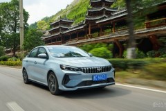 特斯拉Model S/X 将停产，今年车型成绝唱，转型机器人