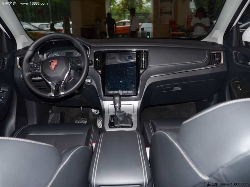 平行进口雷克萨斯LM欧版最低报价165万起