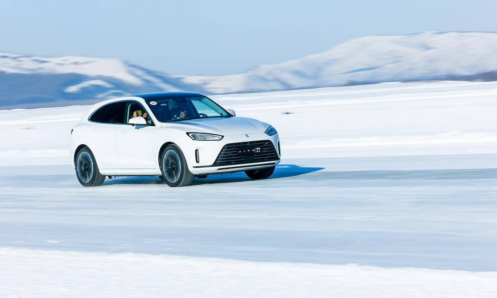 新一代奔驰G63AMG报价专业调校超大马力 大佬必备的一款SUV