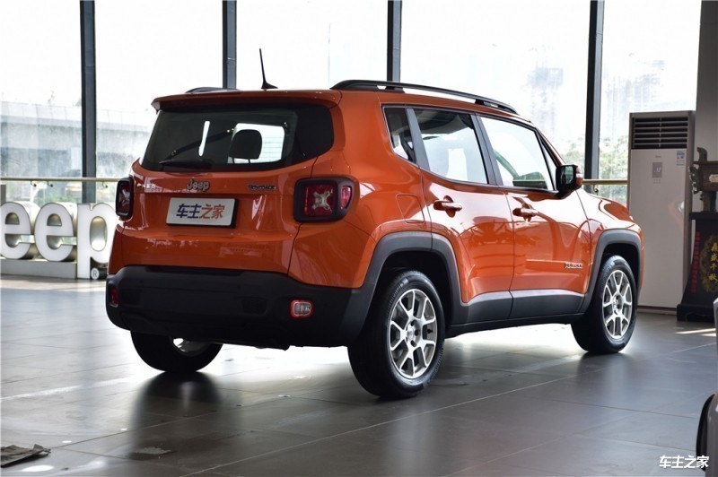 2023平行进口添越钜惠60万元 欢迎上门试驾