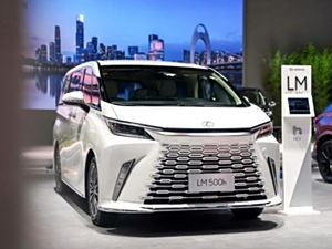 平行进口23款4.0普拉多九气囊 不到60w