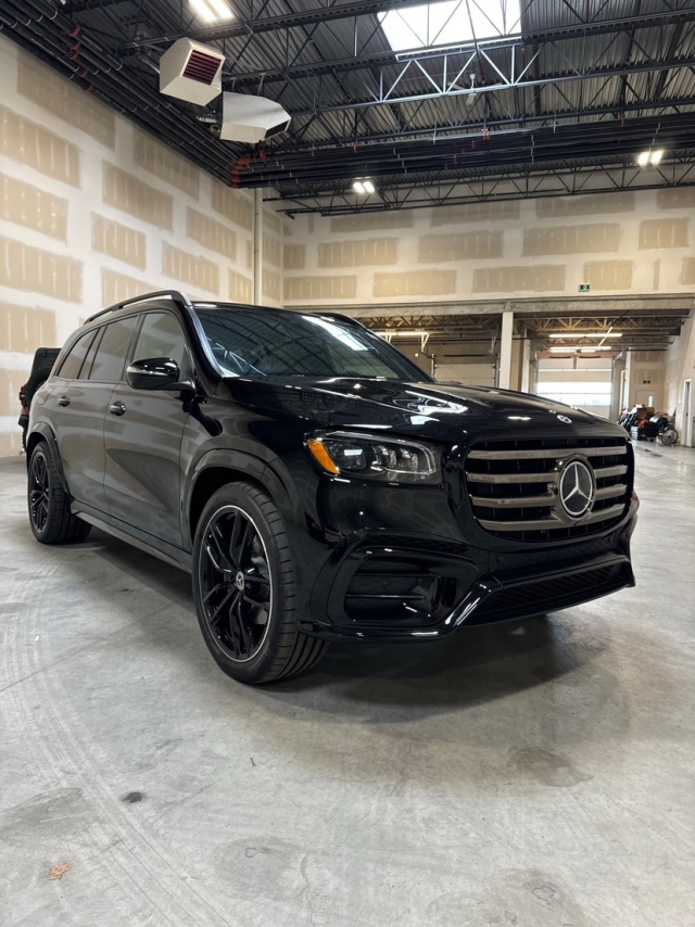 2025新奔驰GLS美版平价销售90万起 欢迎上门试驾