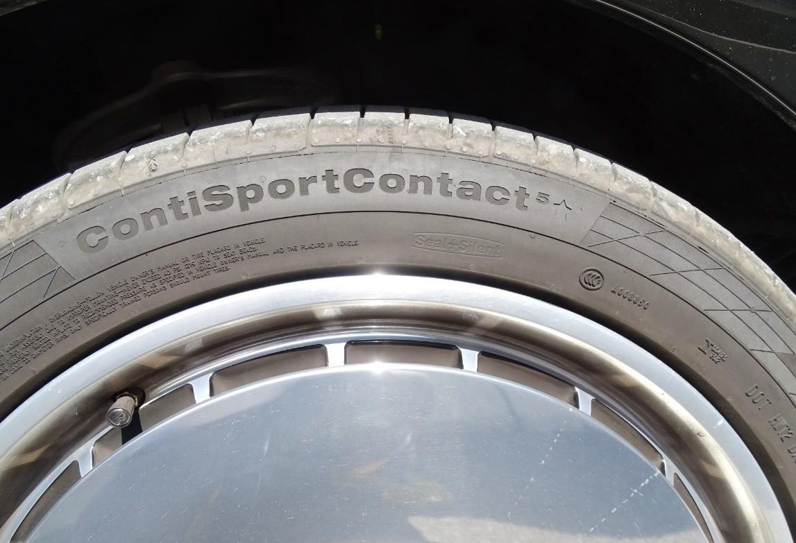 辽BR7777劳斯莱斯幻影开拍：10分钟出价破400万