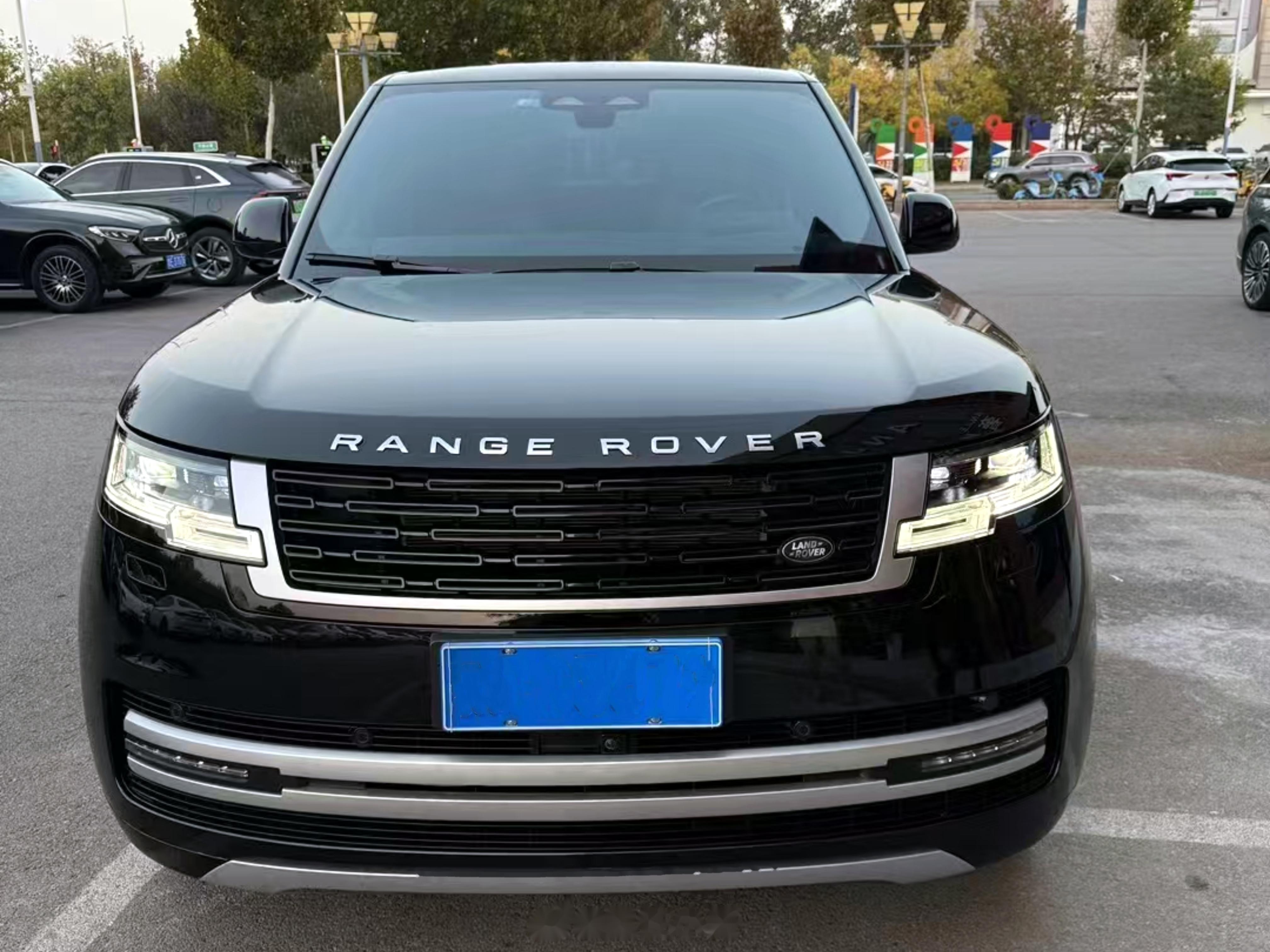 揽胜行政加版钜惠64万元 最低仅售105万