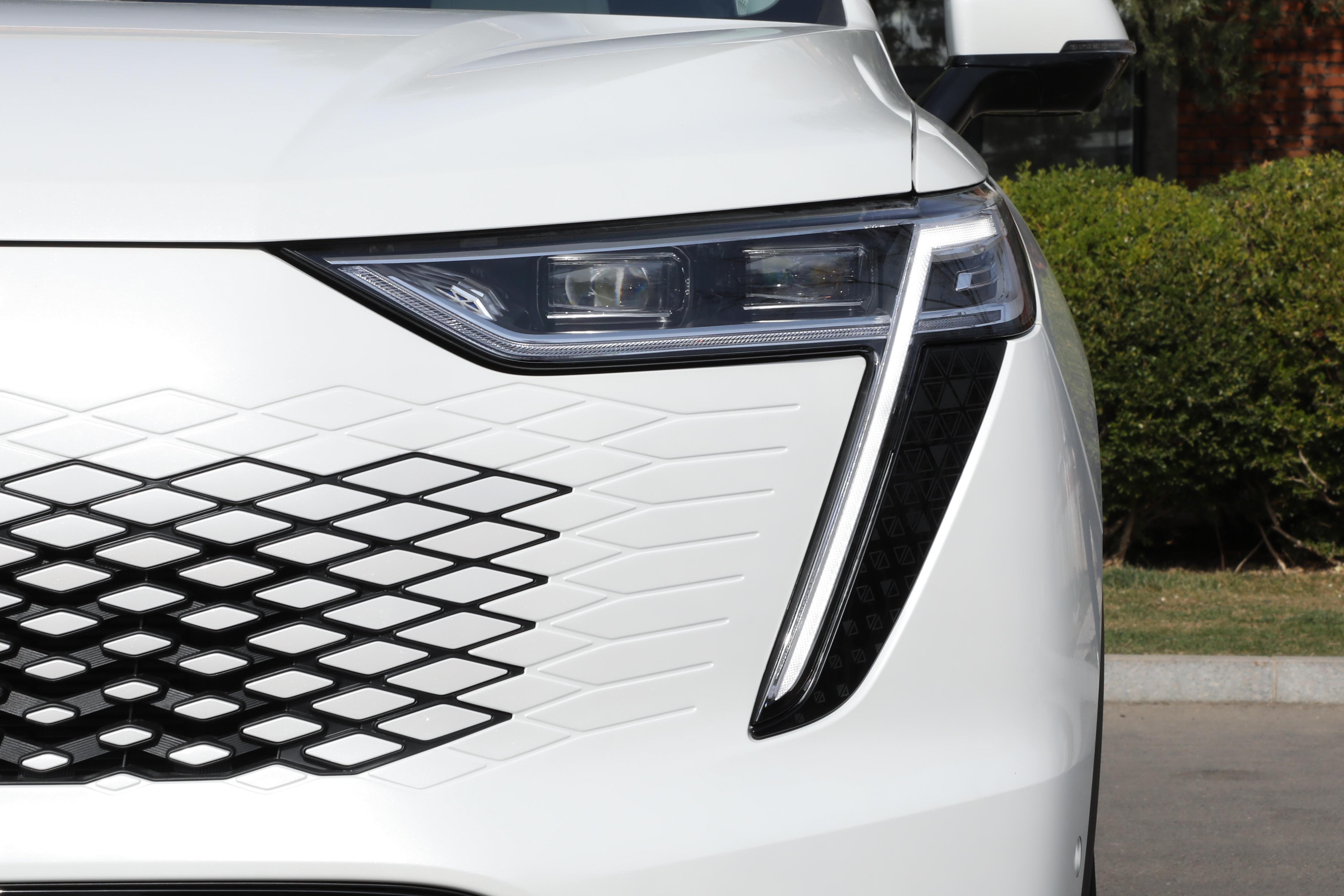 二代哈弗枭龙MAX官图 配备Hi4插混系统 外观大变样 支持高阶智驾