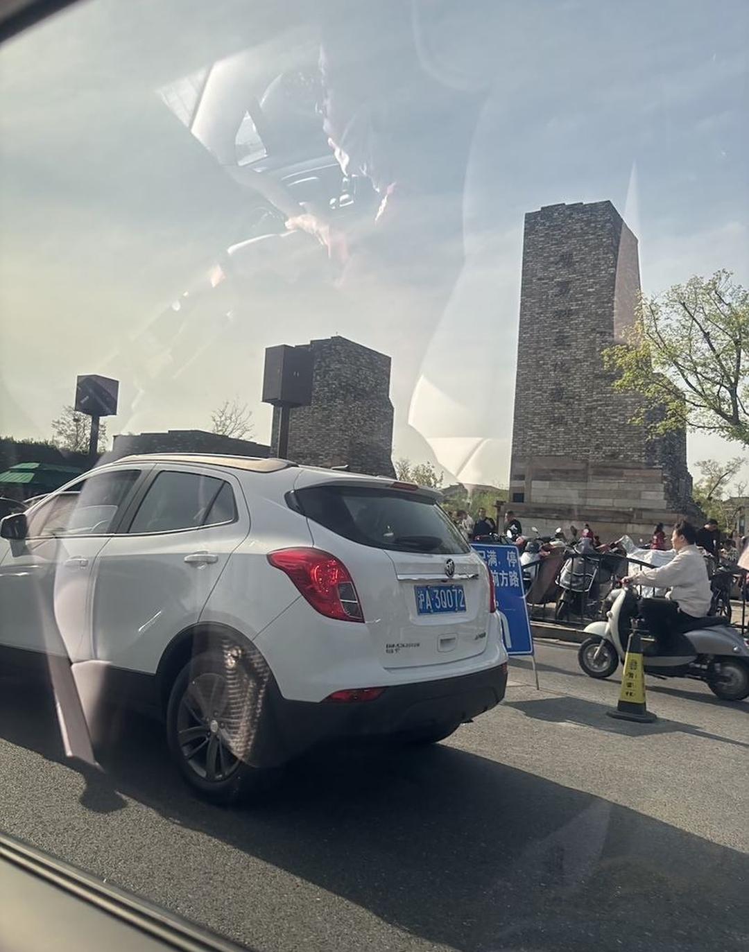 成都飞凡F7最高降5.00万 仅13.99万可入手