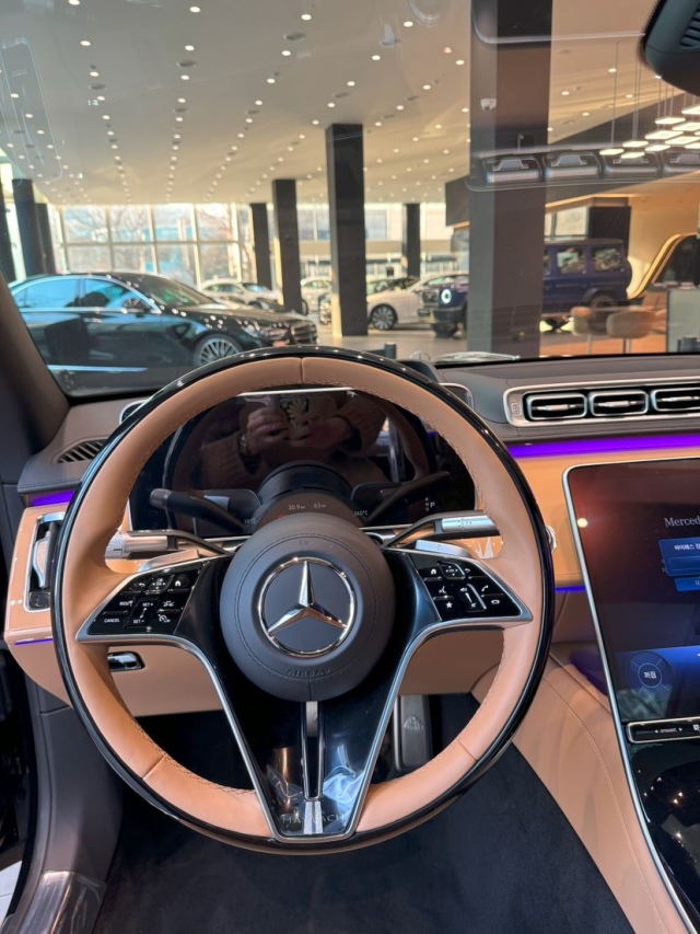 迈巴赫S级欧版钜惠10万元 欢迎前来试驾