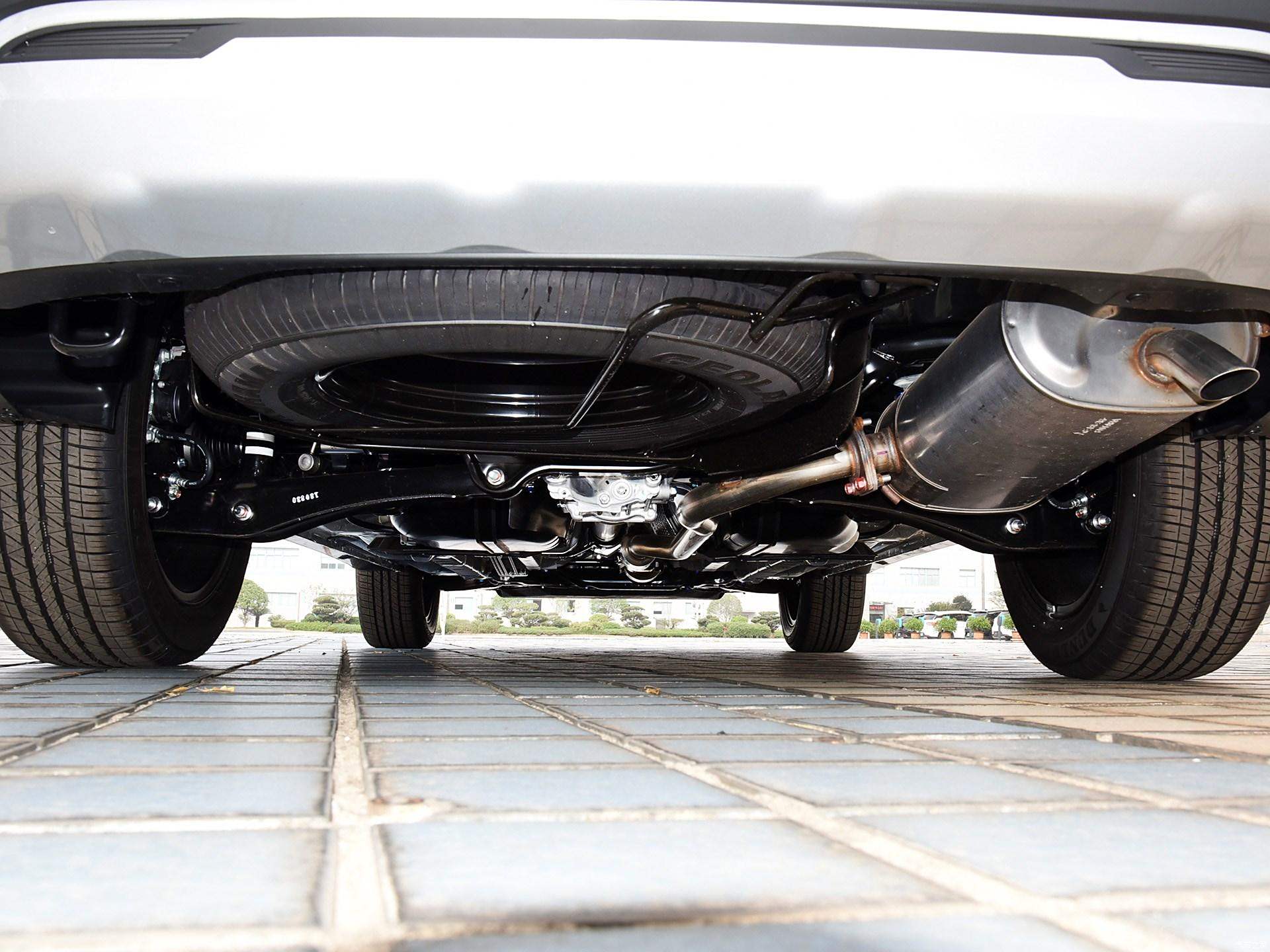 现购欧陆欧版享50万优惠 欢迎到店试驾