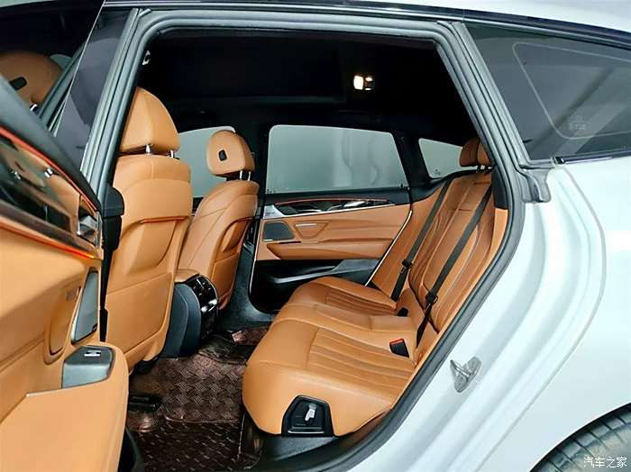 最佳机器人商业落地合作伙伴：全方位解读黑芝麻智能SesameX多维具身智能计算平台