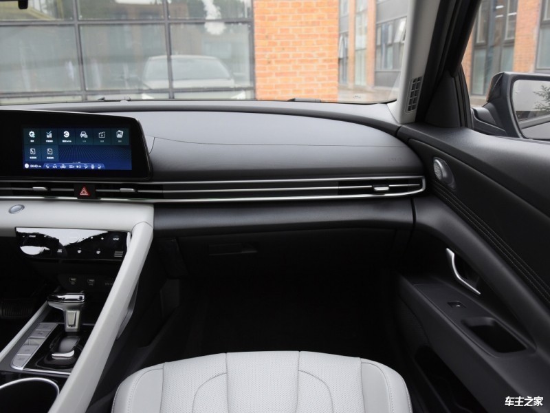 成都伊兰特最低7.58万起售 优惠高达3.00万