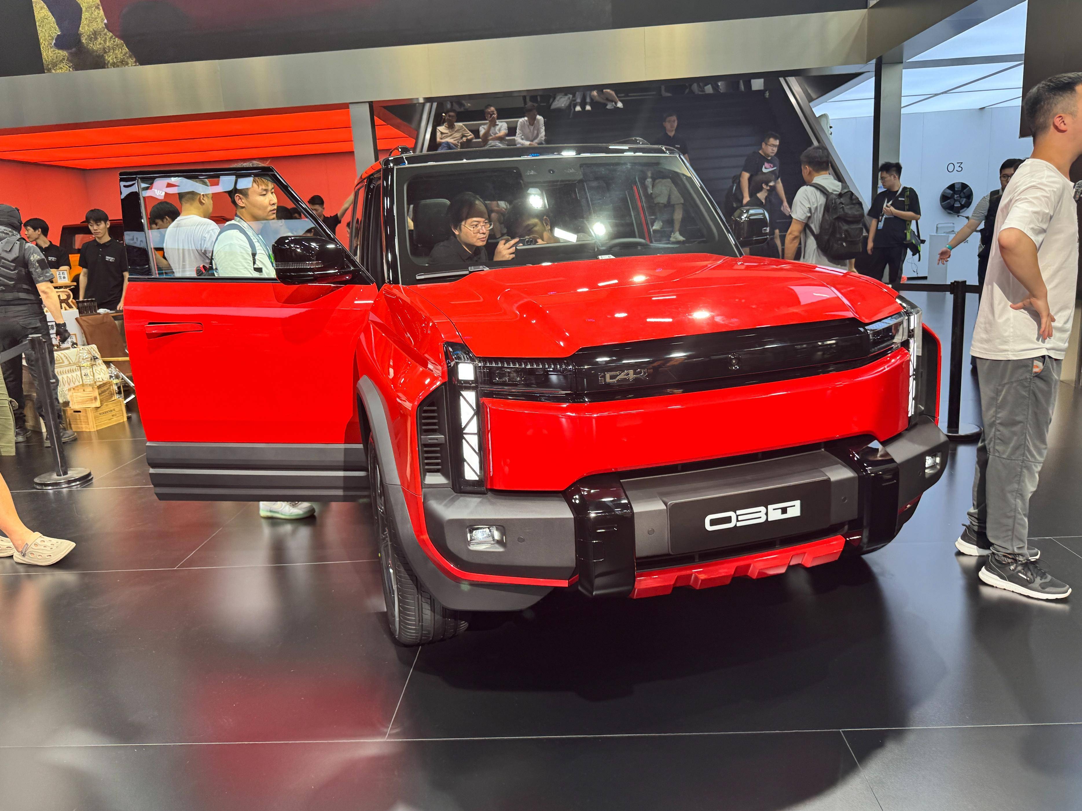 成都平行进口奔驰迈巴赫S级欧版降价促销中 购车直降50万