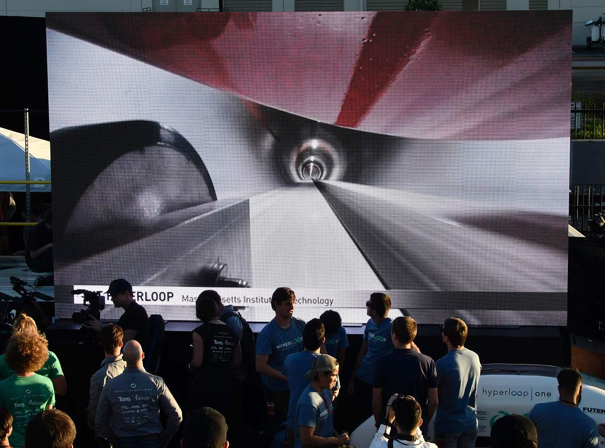 采用全新双色车身涂装 蔚来ET9 Horizon Edition车型申报图曝光