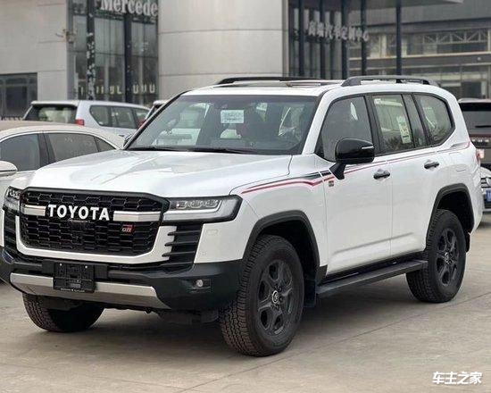 23款中东版FJ酷路泽 配置不错性价比优秀