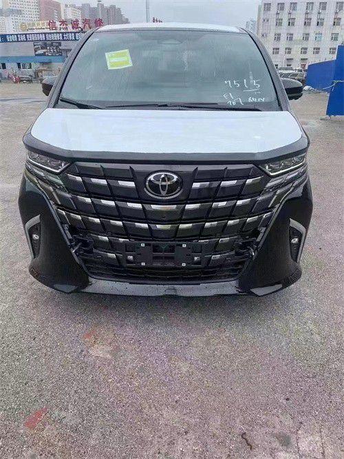 丰田埃尔法团购钜惠9万 欢迎到店试驾