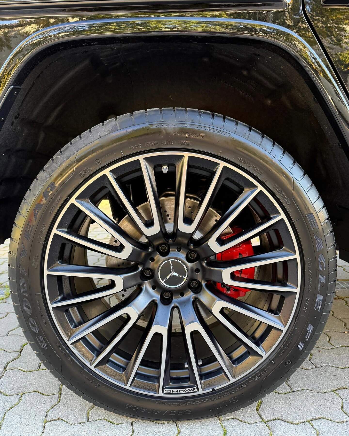 成都威尔法团购价格90万起 欢迎试乘试驾