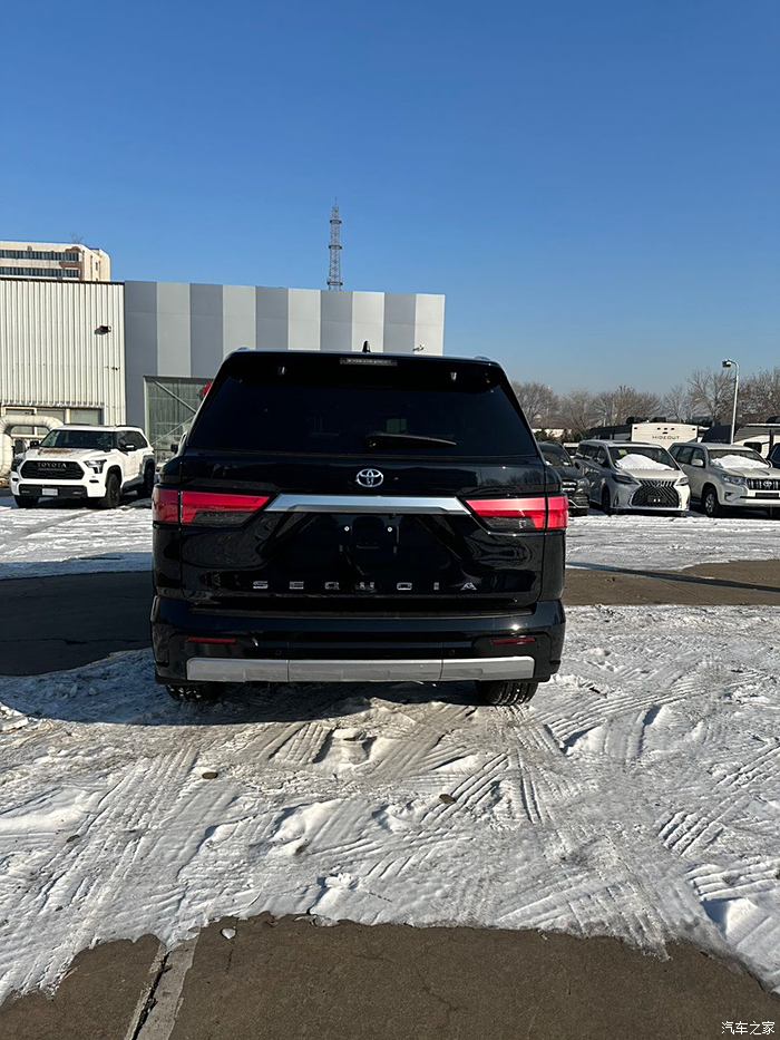 批量纯电新V系上线！苏州金龙携手南通汽运共启绿色客运新篇章