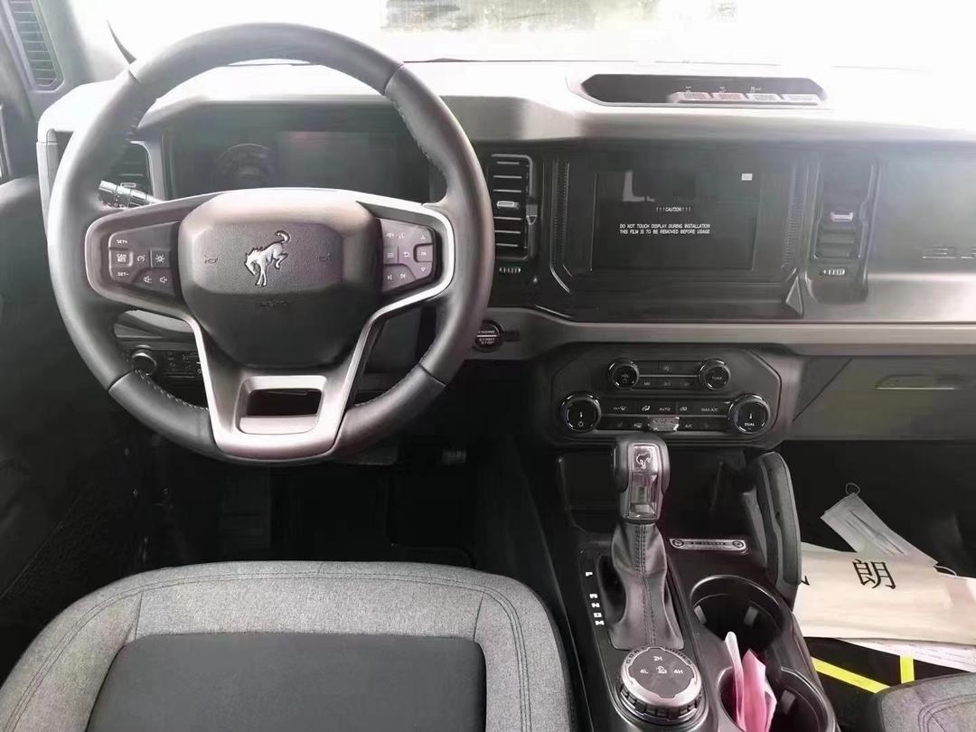 锦江小鹏MONA M03价格最低11.98万起 暂无优惠