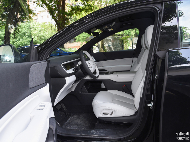 成都蔚来ES6价格最低33.80万起 暂无优惠