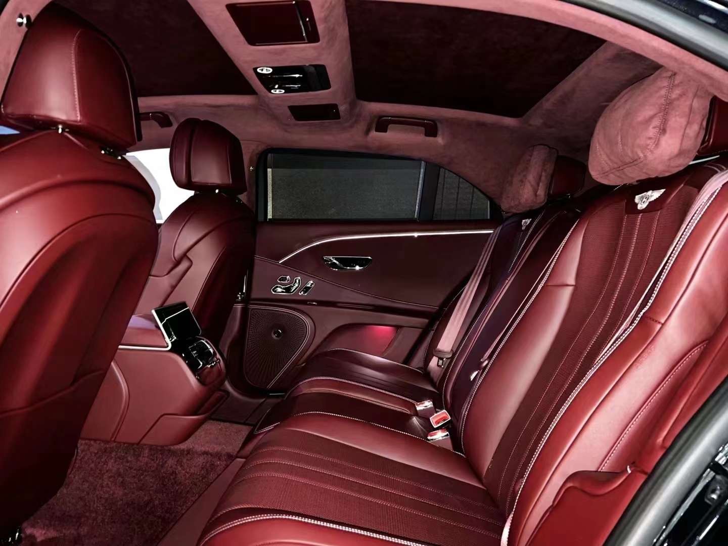 购埃尔法亚洲版享16万优惠 欢迎试乘试驾