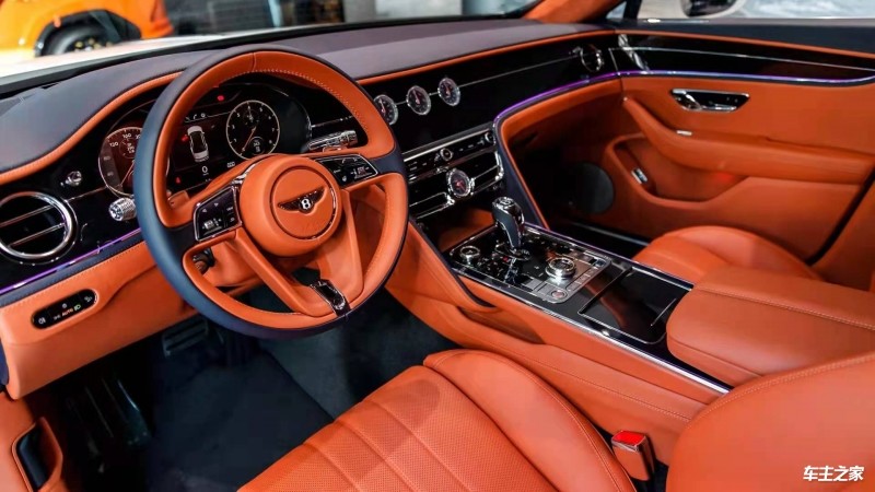 成都上汽大通MAXUS V100房车最低39.18万起售 暂无优惠