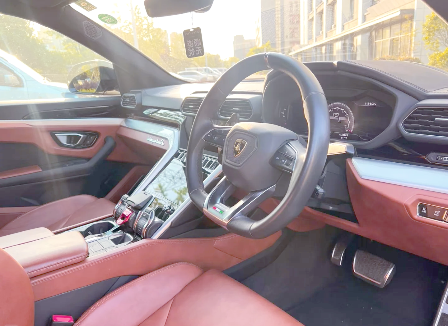 单笔最大！阿联酋企业豪掷10亿美元订购350架中国“电动飞机”