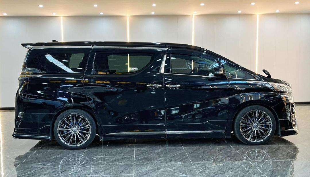 丰田威尔法限时优惠 目前90万元起售