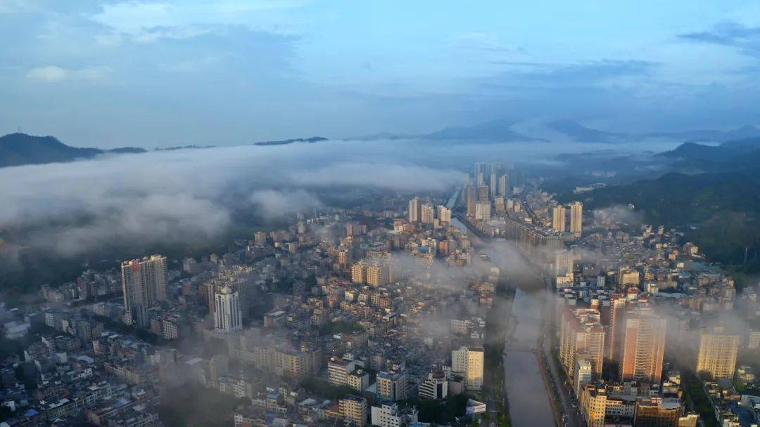 京哈高铁京沈段7月1日时速350公里运营：北京-沈阳节省15分钟