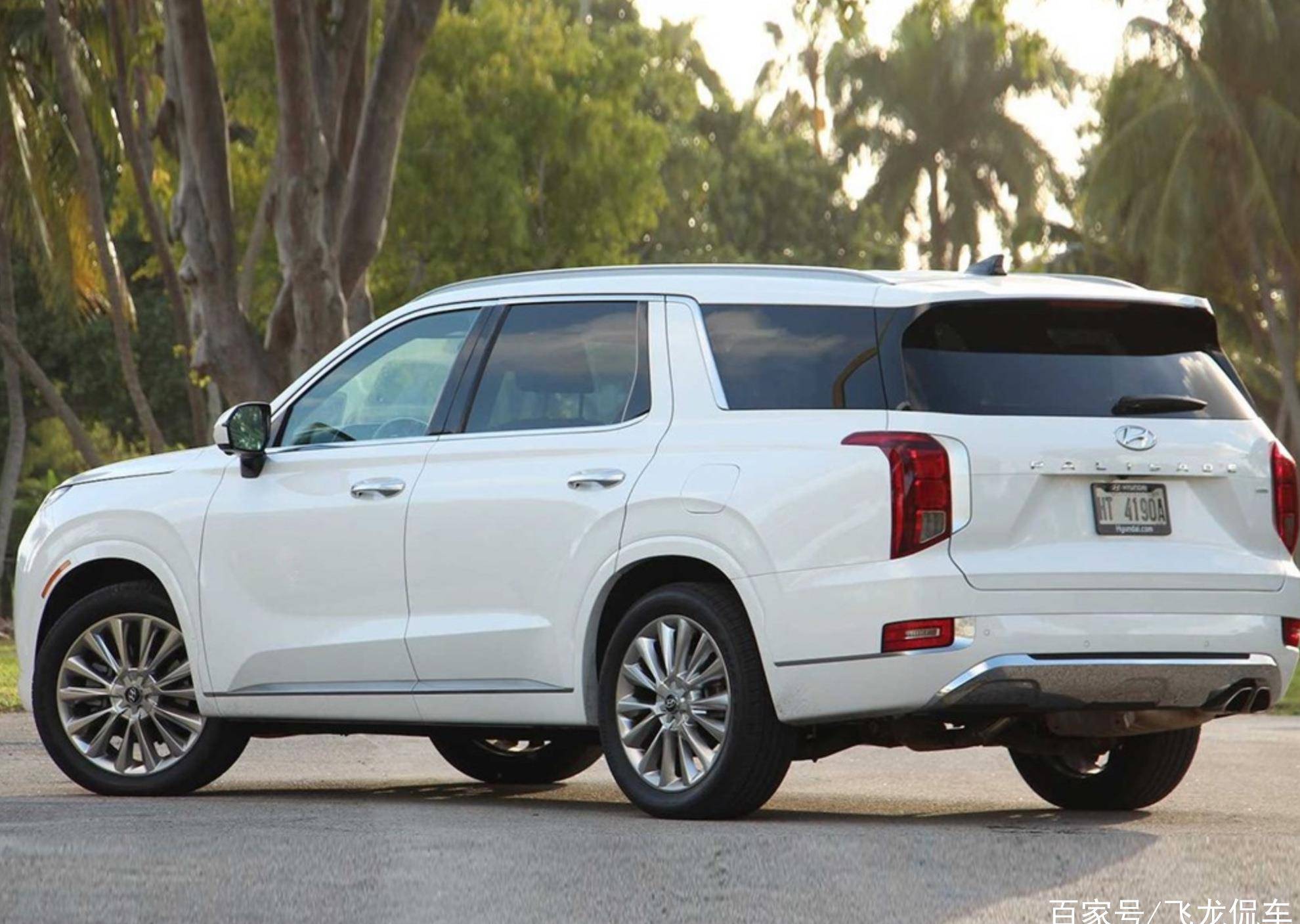 成都揽胜极光新能源最高让利15.72万元 仅27.26万可入手