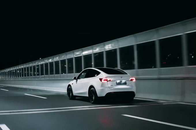 不止于车 特斯拉有望再做储能“鲇鱼”