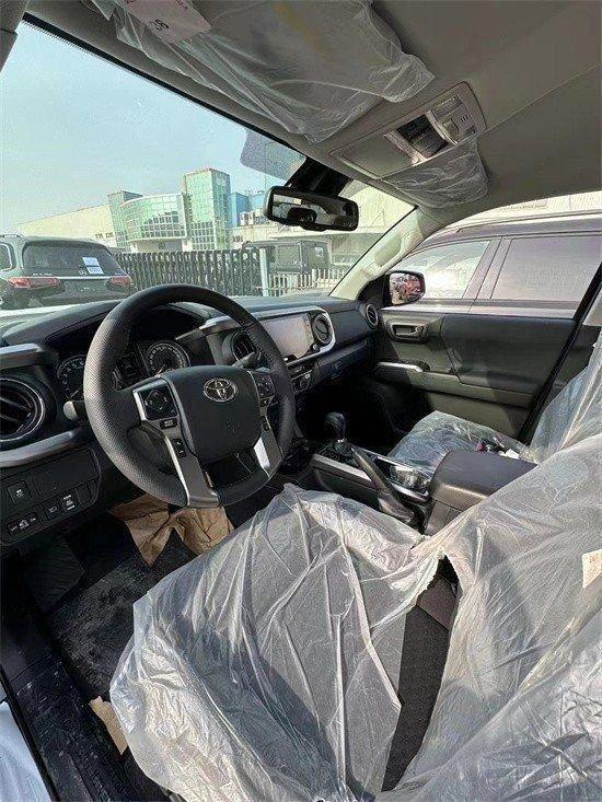 成都劳斯莱斯库里南降价150万 欢迎前来试驾