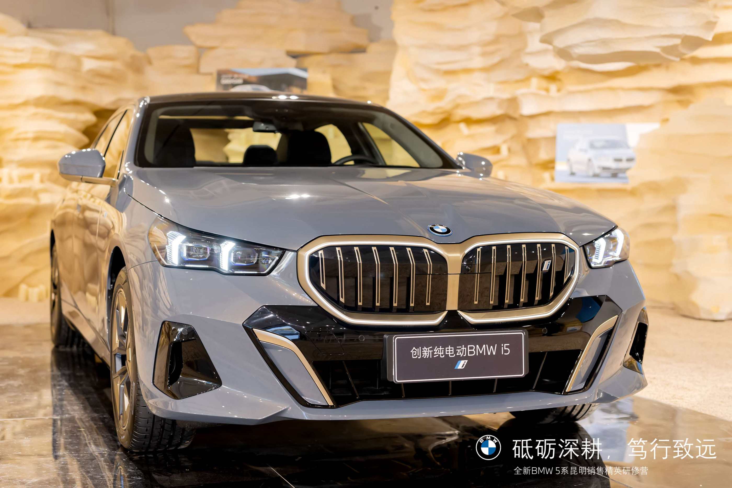 沃尔沃语音助手正式上线应用商城 旗下多款车型可下载