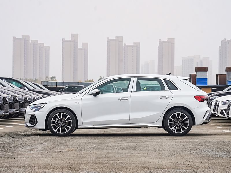 高额折扣下 本田讴歌在美电动车销量激增